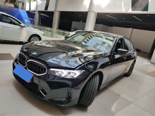Фотография автомобиля — BMW 3 Series