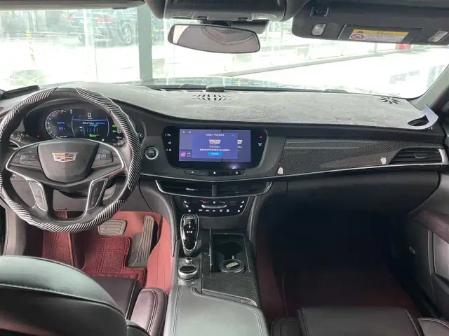 Cadillac CT6 — Фото автомобиля 16