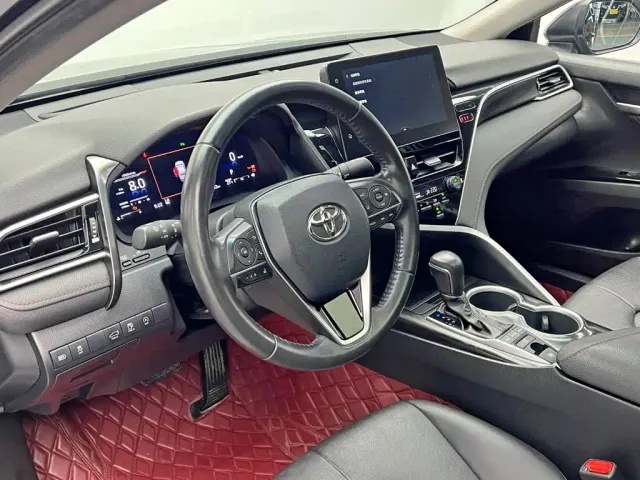 Toyota Camry — Фото автомобиля 14