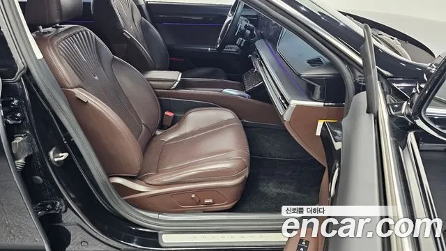 Hyundai Grandeur GN7 — Фото автомобиля 16