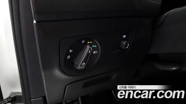 Volkswagen Tiguan — Фото автомобиля 25