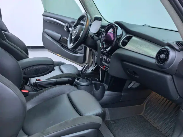 MINI Hatch — Фото автомобиля 8