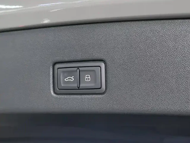 Audi Q4 e-tron — Фото автомобиля 22