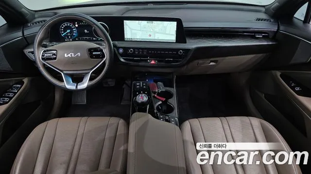 Kia K8 — Фото автомобиля 7