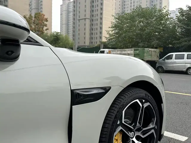 Xiaomi SU7 — Фото автомобиля 5