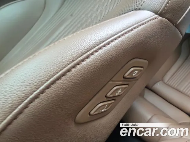 Hyundai Grandeur GN7 — Фото автомобиля 15