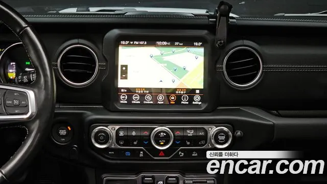 Jeep Wrangler Wrangler (JL) — Фото автомобиля 10