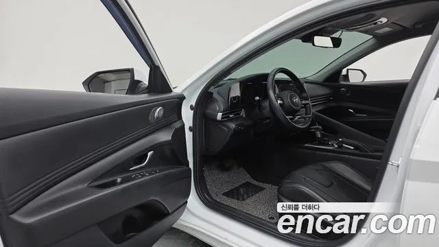 Hyundai Avante — Фото автомобиля 10