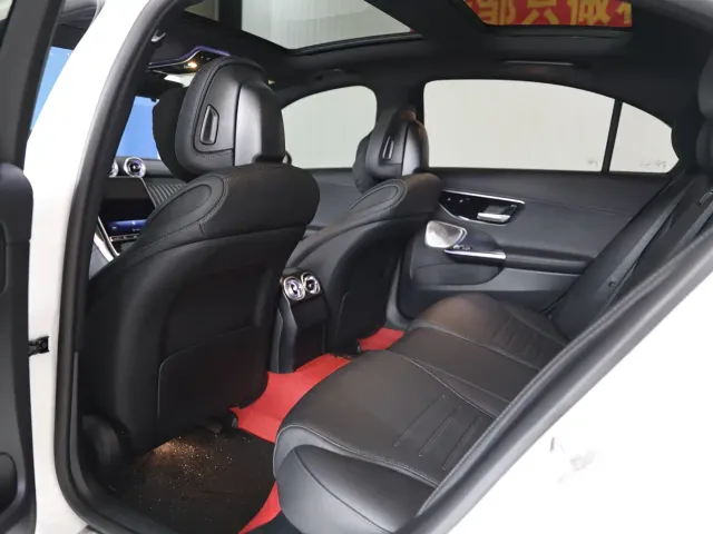 Mercedes-Benz C-Class — Фото автомобиля 9