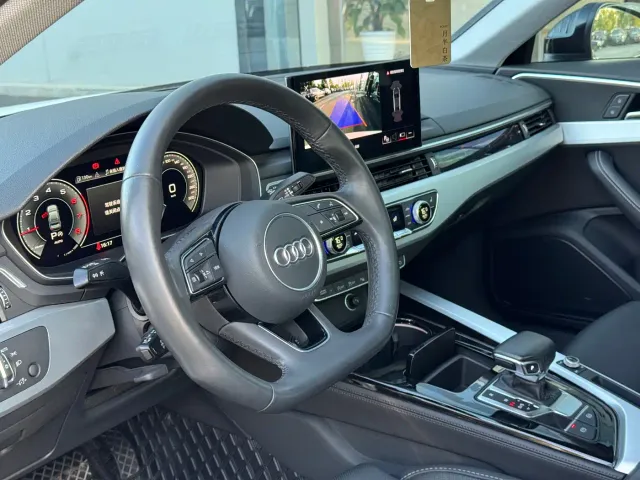 Audi A4L — Фото автомобиля 5