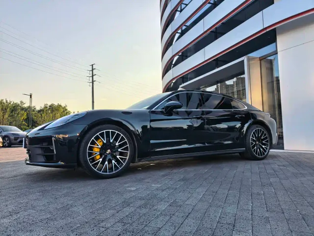 Porsche Panamera — Фото автомобиля 13
