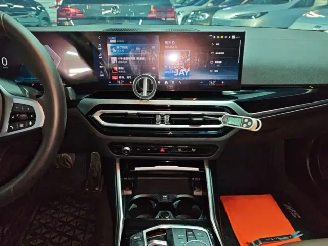 BMW i3 — Фото автомобиля 12