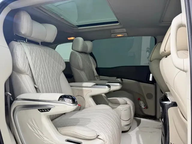 Buick Buick GL8 2022 Land Business Class 652T Smart Prestige — Фото автомобиля 6