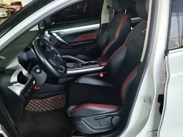 Geely Binyue — Фото автомобиля 14