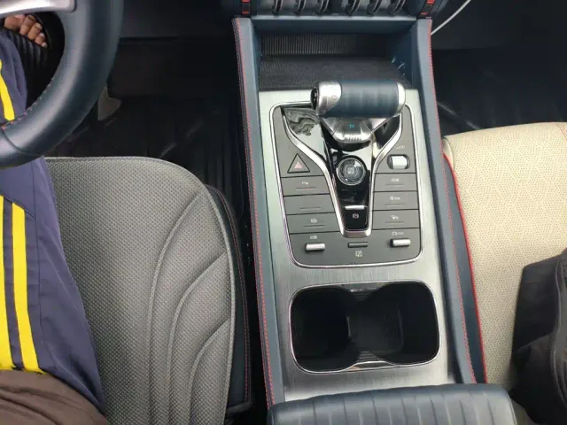 BYD Yuan PLUS — Фото автомобиля 6