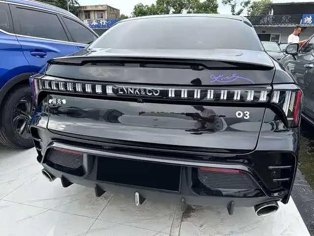 Lynk & Co 03 — Фото автомобиля 16