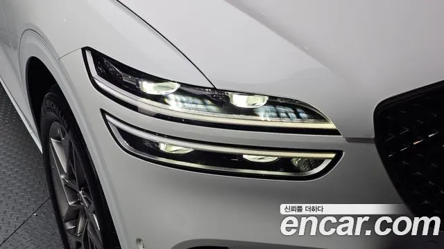 Genesis GV70 — Фото автомобиля 7