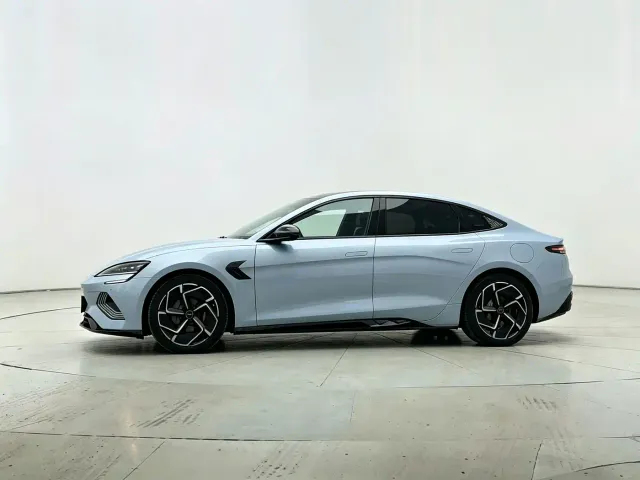 BYD Seal — Фото автомобиля 3