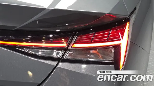 Hyundai Avante CN7 — Фото автомобиля 8
