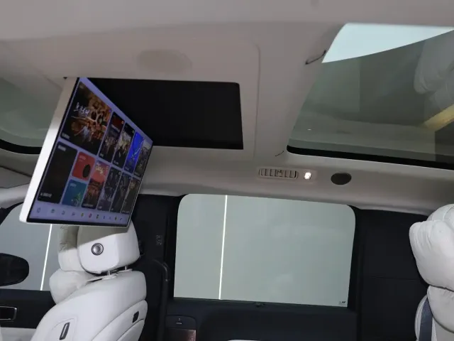 Li Auto MEGA — Фото автомобиля 17