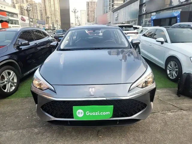 Roewe i5 — Фото автомобиля 2