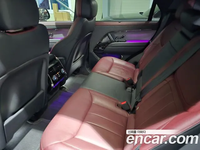 Land Rover Range Rover Sport — Фото автомобиля 12