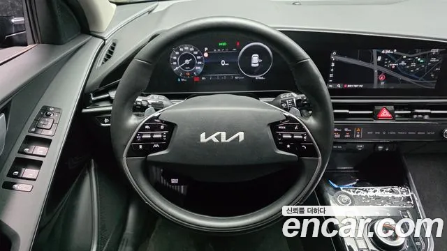 Kia Niro Niro (New) — Фото автомобиля 13