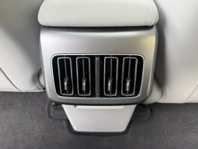 BYD Song Ultra — Фото автомобиля 24