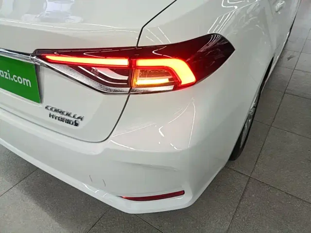 Toyota Corolla — Фото автомобиля 7