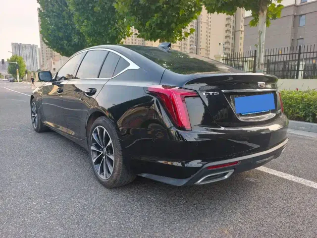 Cadillac CT5 — Фото автомобиля 10