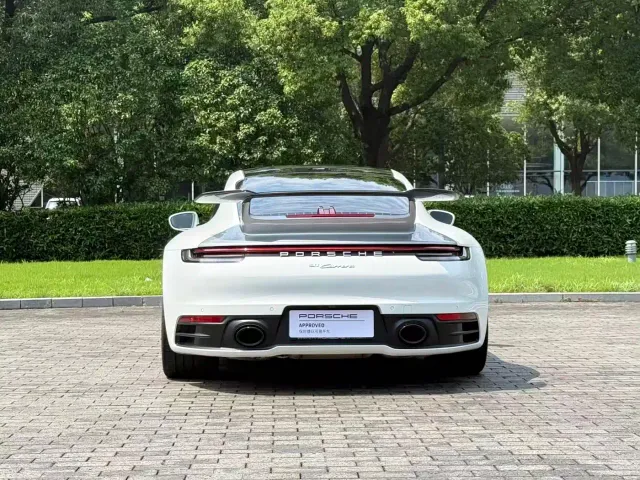 Porsche 911 — Фото автомобиля 4