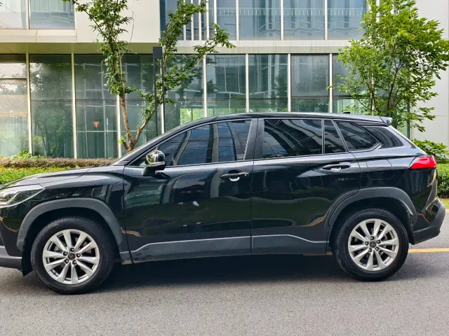 Toyota Corolla Cross — Фото автомобиля 9