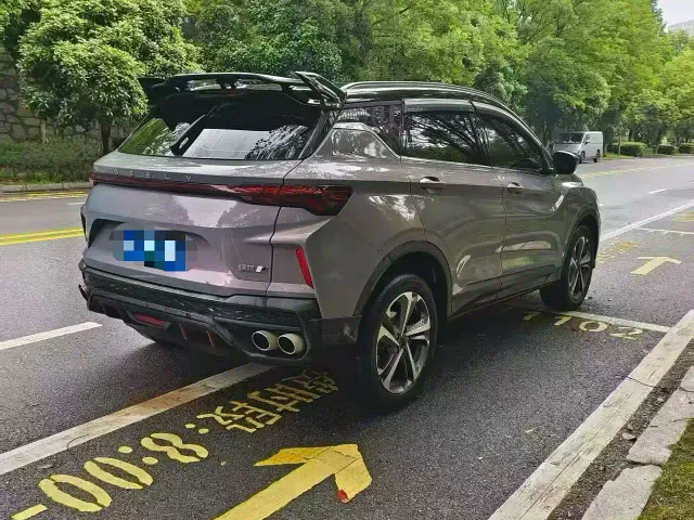 Geely Binyue — Фото автомобиля 6