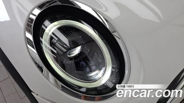 Mini Cooper Cooper 5 дверей Classic — Фото автомобиля 22