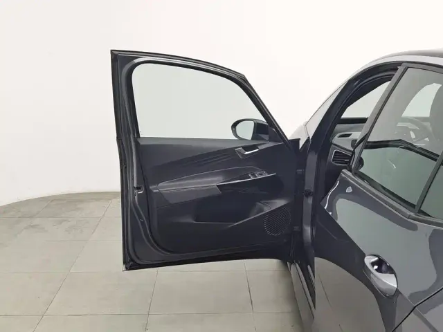 Volkswagen ID.3 — Фото автомобиля 8