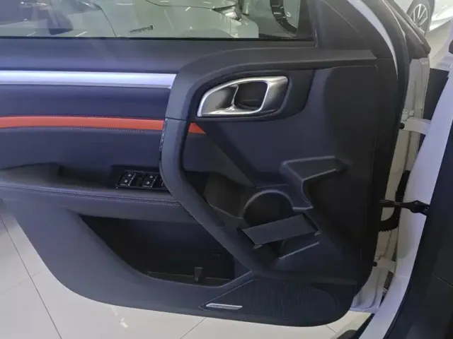 Haval Big Dog — Фото автомобиля 7
