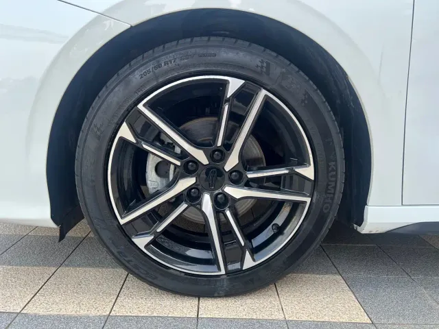 Geely Binrui — Фото автомобиля 6