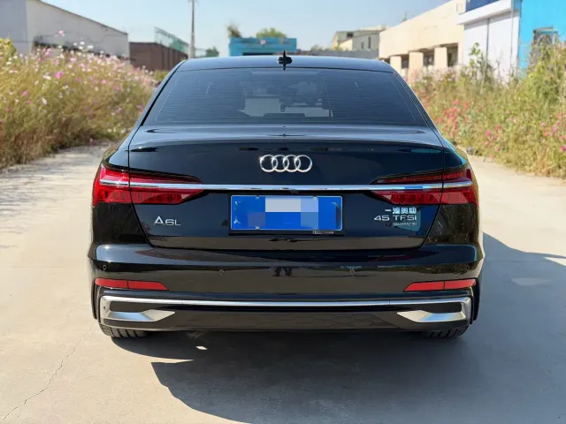 Audi A6L — Фото автомобиля 5