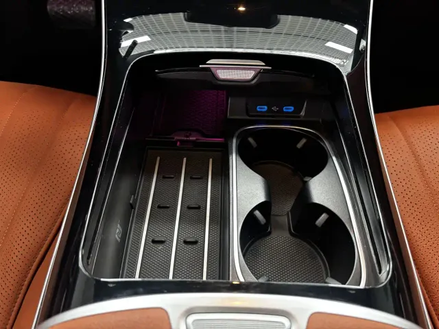 Mercedes-Benz S-Class — Фото автомобиля 15
