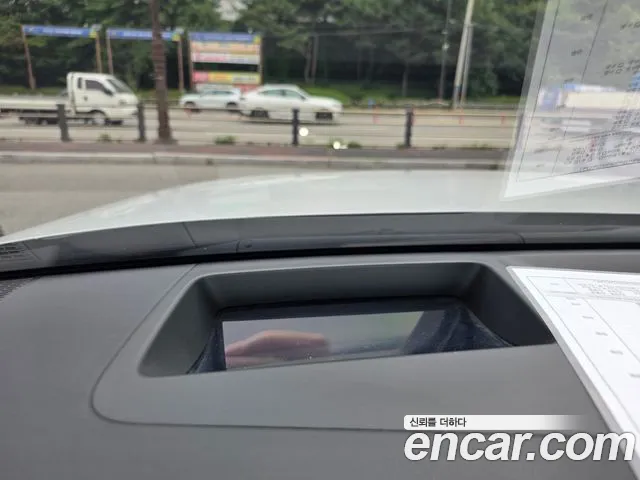 Hyundai Grandeur GN7 — Фото автомобиля 12