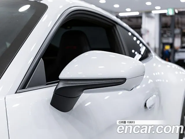 Porsche 911 992 — Фото автомобиля 13