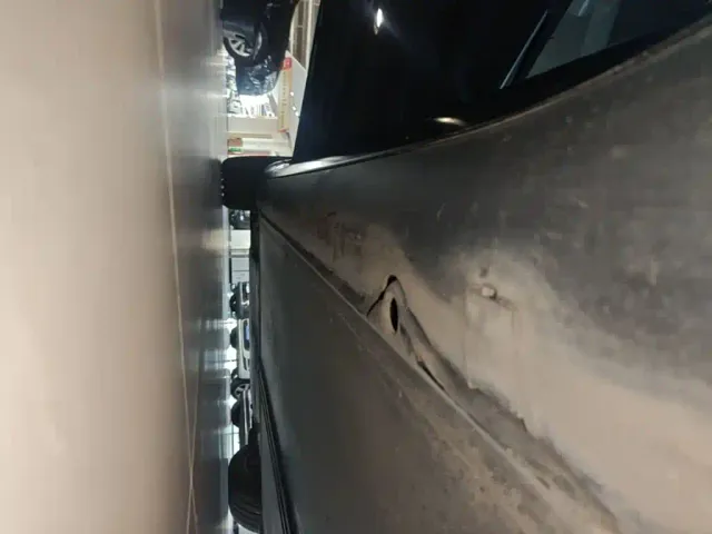 Tesla Model 3 — Фото автомобиля 21