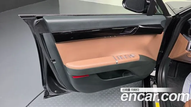 Hyundai Grandeur GN7 — Фото автомобиля 13