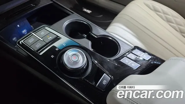 Kia K8 Hybrid — Фото автомобиля 12