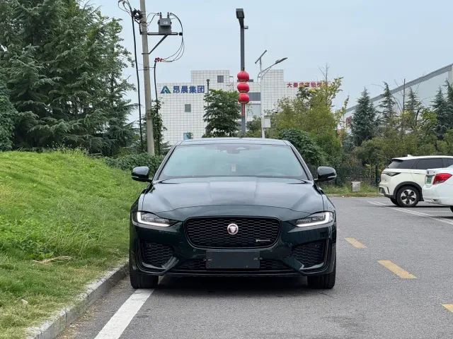 Jaguar XEL — Фото автомобиля 2