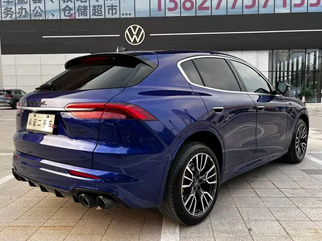 Maserati Grecale — Фото автомобиля 21
