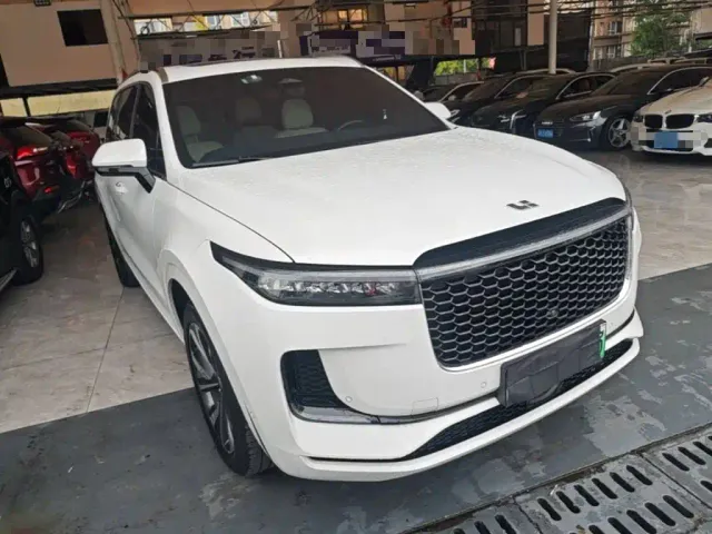 Li Auto Li ONE 2021 Extended Range 6-Seater — Фото автомобиля 3