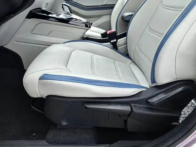 BYD Yuan Pro — Фото автомобиля 20