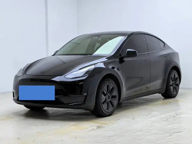 Фотография автомобиля — Tesla Model Y