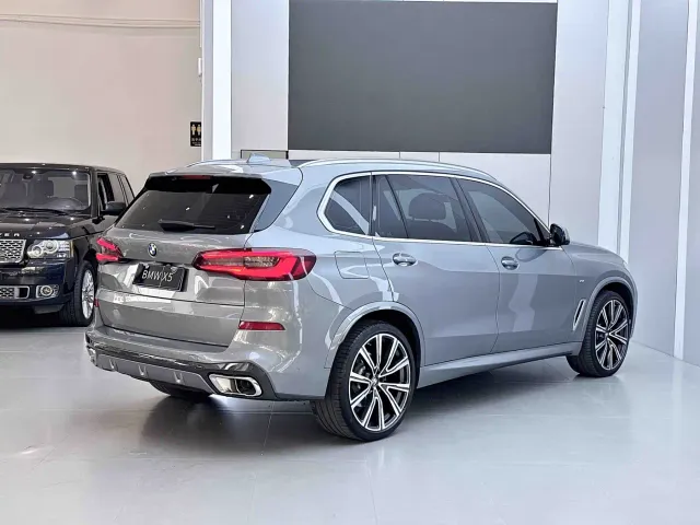 BMW X5 — Фото автомобиля 3